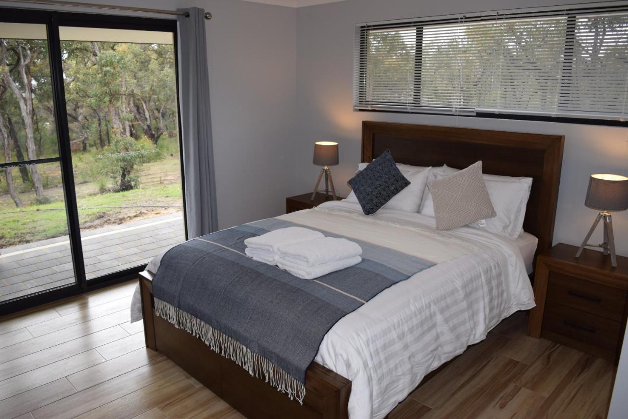 Eagle Bay House Bed & Breakfast Dunsborough Dış mekan fotoğraf