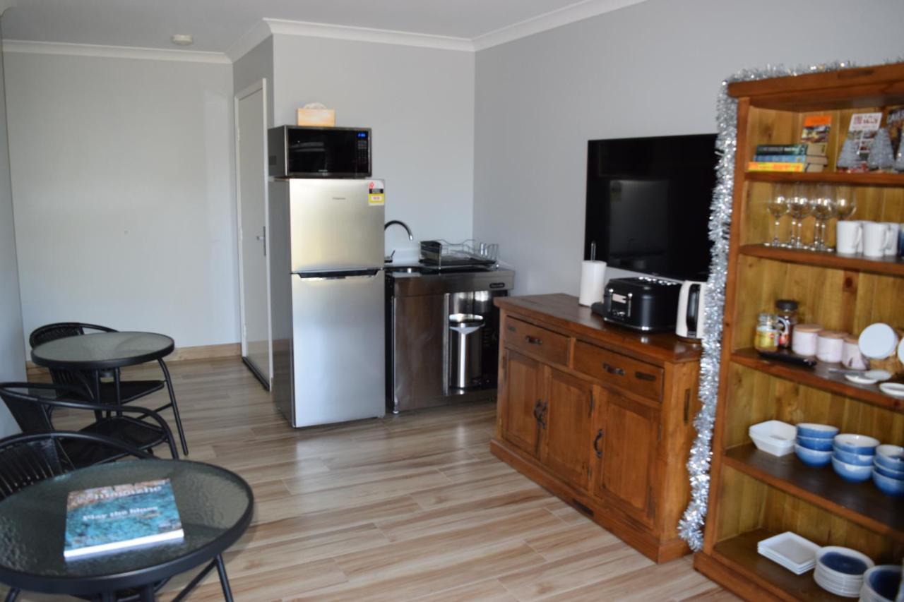 Eagle Bay House Bed & Breakfast Dunsborough Dış mekan fotoğraf
